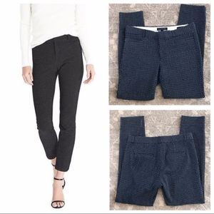 NWT Banana Republic Skinny Pants Navy with detail